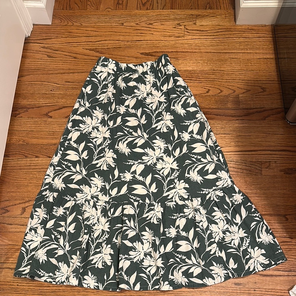 Floral Green and White Skirt